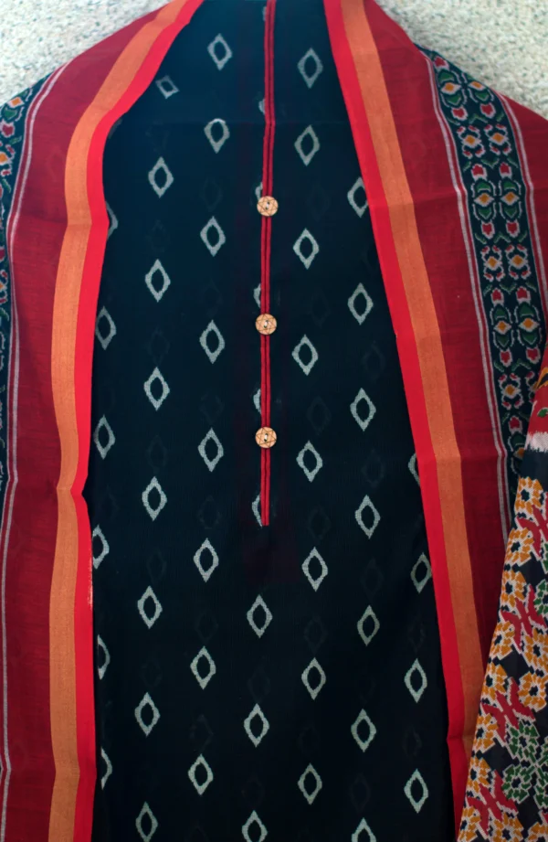 Maa N Mee Black & Red Printed Kurti with Dupatta - Image 3