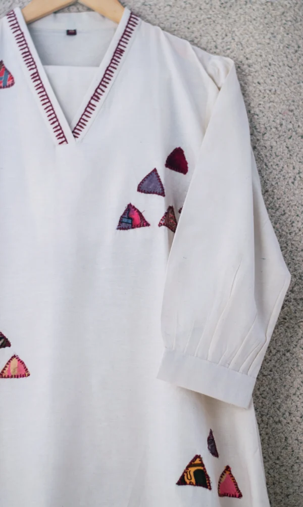 Maa N Mee White Appliqué Kurta - Image 2