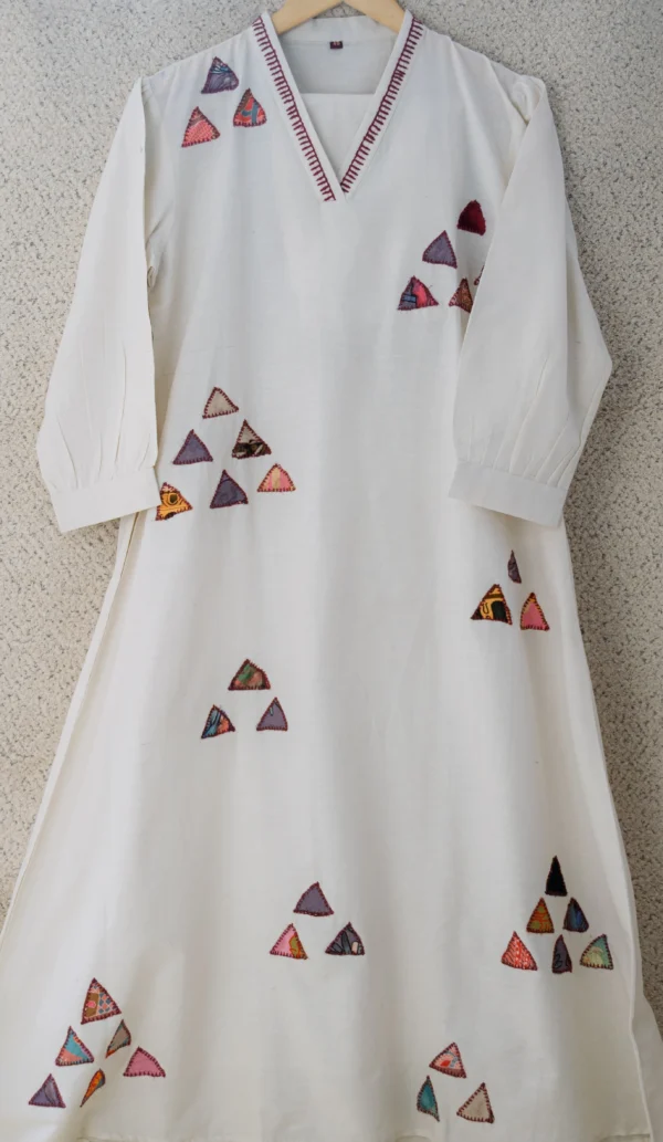 Maa N Mee White Appliqué Kurta - Image 3