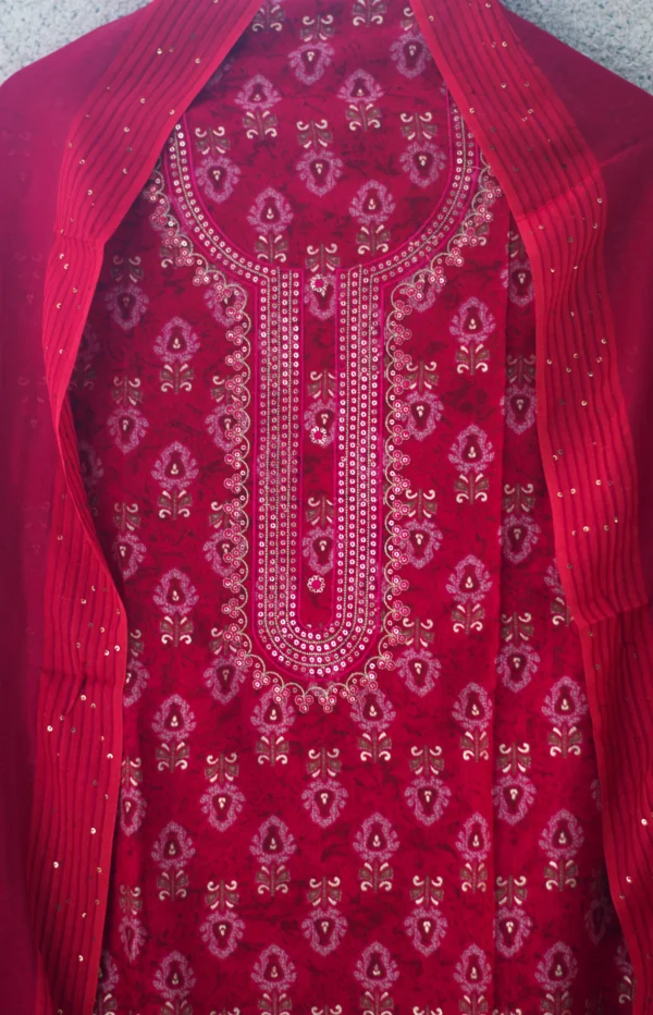 Maa N Mee Maroon Printed & Embroidered Kurta Set - Image 2
