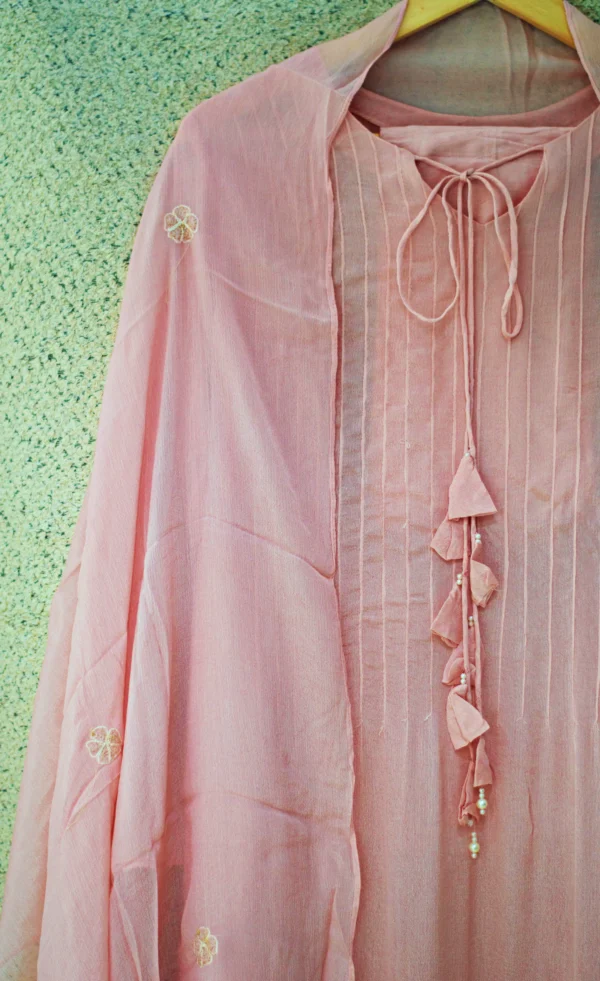 Maa N Mee Pastel Pink Layered Embroidery Kurta Set - Image 2