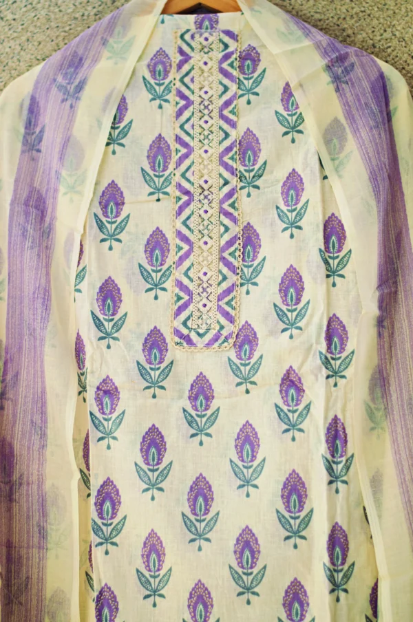 Maa N Mee Ivory-Lavender Printed Kurta Set - Image 4