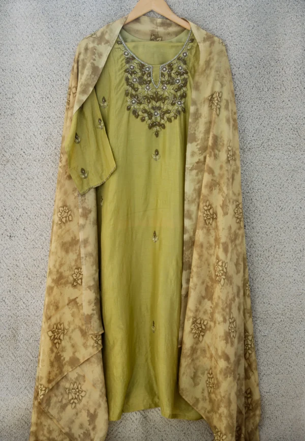 Maa N Mee Pista Green Embroidered Kurta Set - Image 5