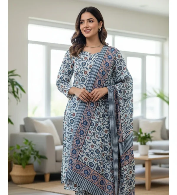 Maa N Mee Blue & White Floral and Striped Printed Kurta Set