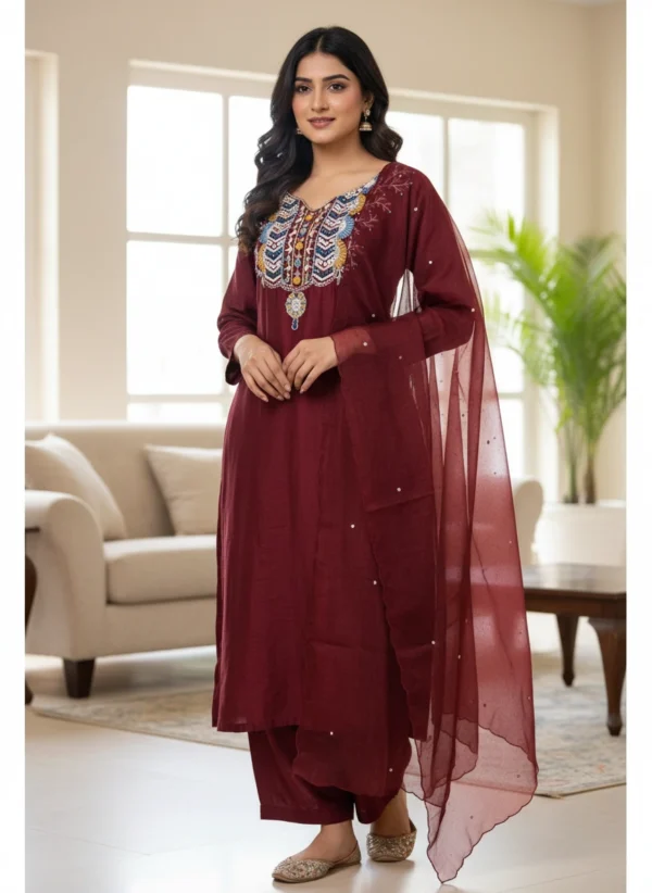 Maa N Mee Maroon Embroidered Kaftan-Style Kurti Set