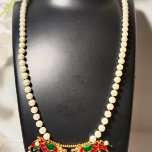 ShreeDa Chandrika Green-Red Pearl Necklace