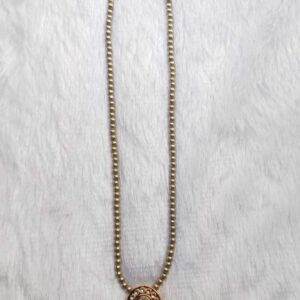 ShreeDa Divya Oval Pearl Necklace