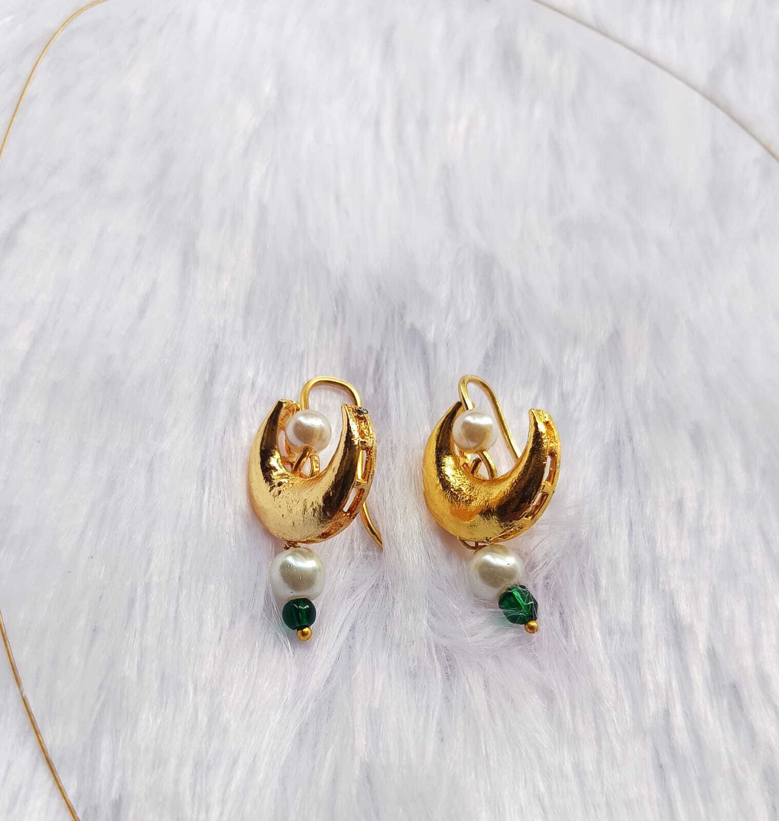 ChandraValli Green Pearl Necklace Set - Image 3