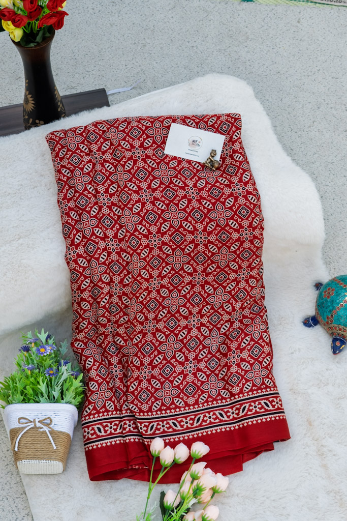 Red Modal Silk Saree with Dokan Tissue Lakdi Patta Border